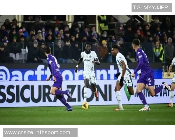 裁判专家指出国米应获点球紫百合后卫存在明显拉拽行为 裁判专家指出国米应获点球紫百合后卫存在明显拉拽行为