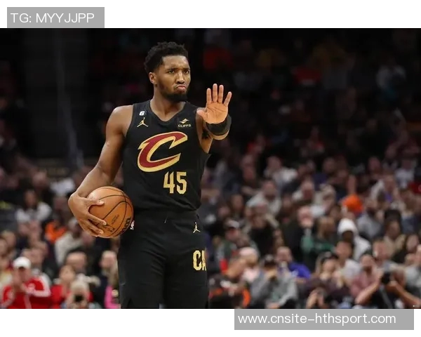 米切尔第三节狂砍15分助力球队领先20分展现绝佳状态