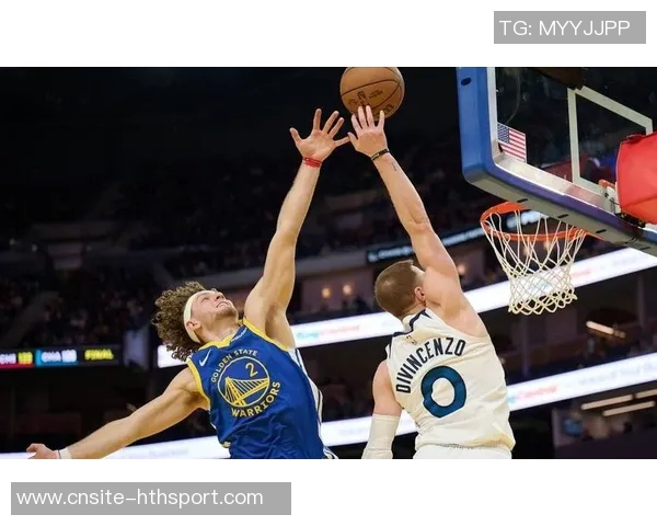 小波特本赛季表现亮眼12场比赛至少25分5记三分仅次库里并列华子第二